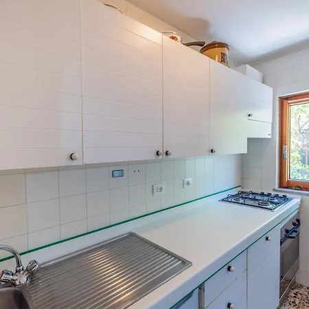Casa Bell - Con Parcheggio Privato E Bike Διαμέρισμα *